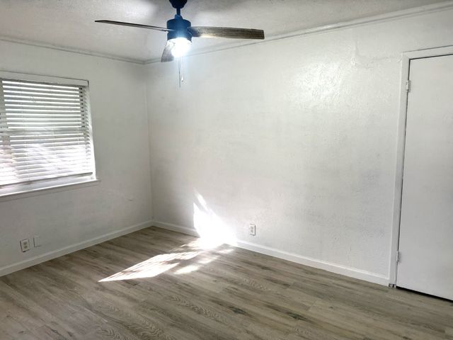 9849 San Lea Drive, Dallas, TX 75228