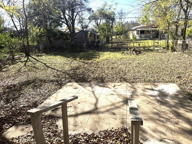 9849 San Lea Drive, Dallas, TX 75228