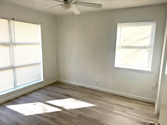 9849 San Lea Drive, Dallas, TX 75228