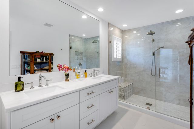 2720 Cardinal Circle, Gulf Stream, FL 33483