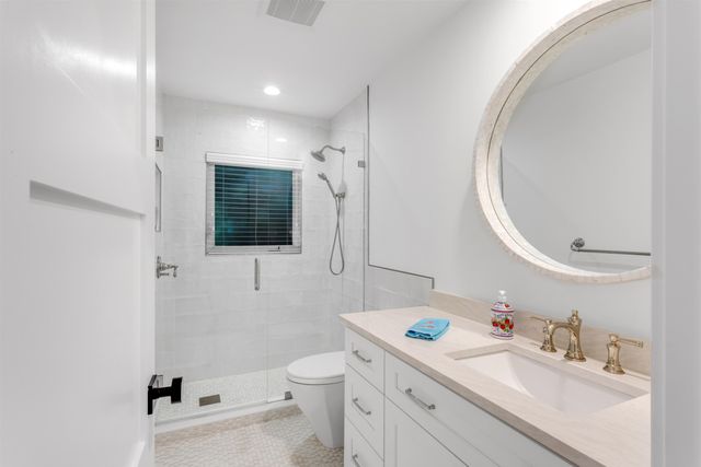 2720 Cardinal Circle, Gulf Stream, FL 33483