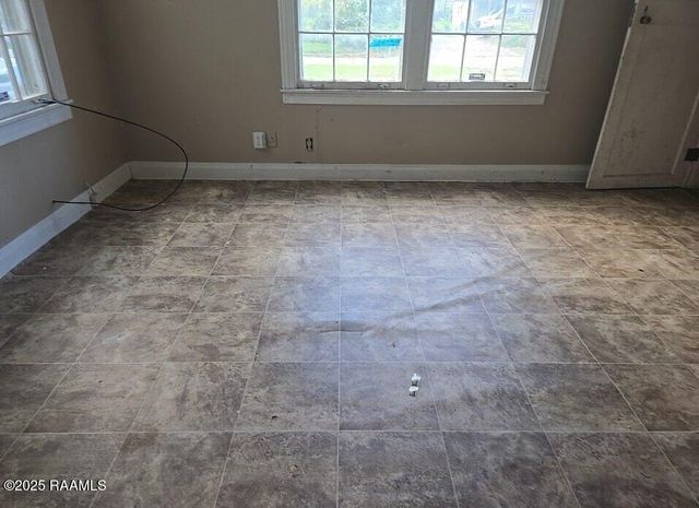 525 E Bellevue Street, Opelousas, LA 70570