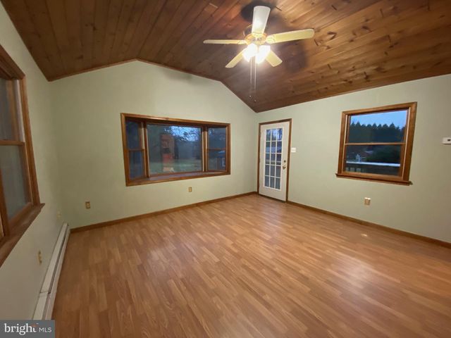 2012 OLD FORTY FOOT RD, Harleysville, PA 19438