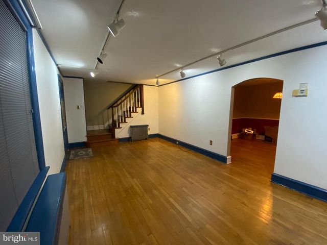 2012 OLD FORTY FOOT RD, Harleysville, PA 19438