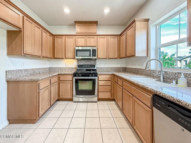 3143 Moss Landing Boulevard, Oxnard, CA 93036