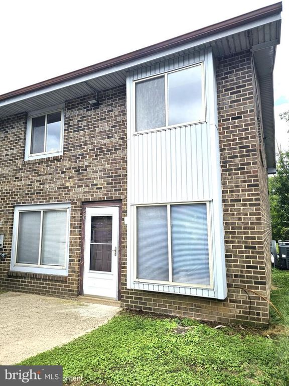 301 COBBLE CREEK, Newark, DE 19702