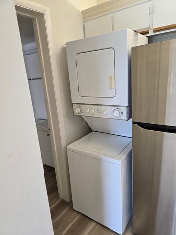 1108 Green Pine Boulevard C2, West Palm Beach, FL 33409