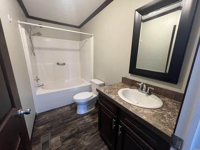 10 Torro Park Circle, Greenbrier, AR 72058