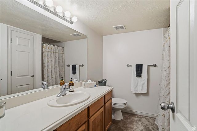1229 N 2025 W, Layton, UT 84041