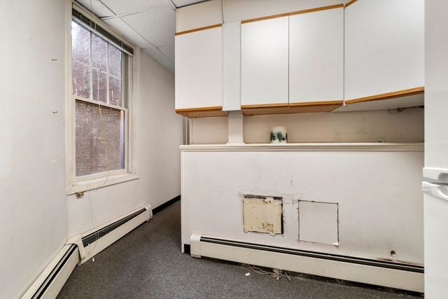 4 Derne St 1, Boston, MA 02114