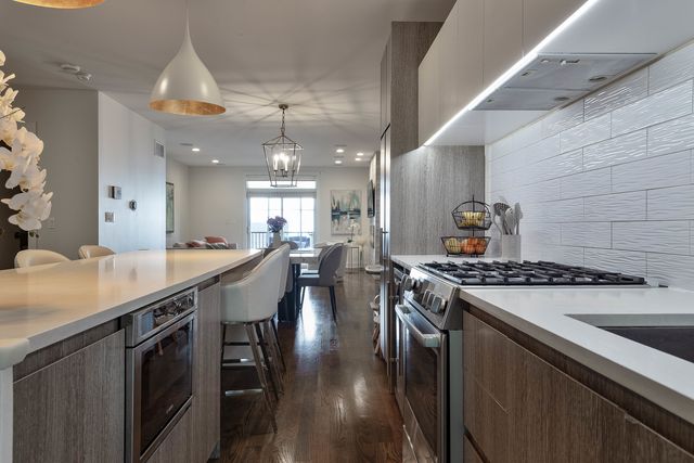 1639 N Artesian Avenue 1S, Chicago, IL 60647
