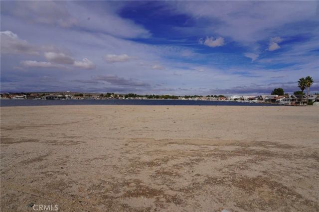 27160 Vista 36, Helendale, CA 92342