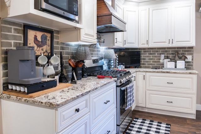 513 Forest View Drive, Bedford, IN 47421