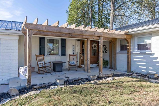 513 Forest View Drive, Bedford, IN 47421