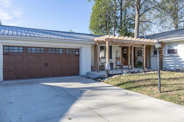 513 Forest View Drive, Bedford, IN 47421