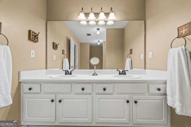 1509 Hillary Cove Court, Lawrenceville, GA 30043