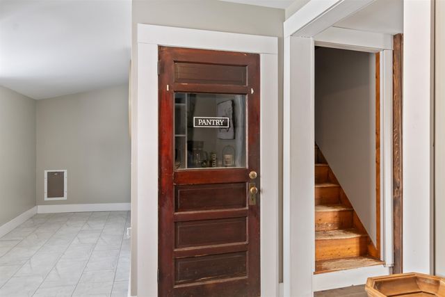 184 Danyow Road, Sheldon, VT 05450