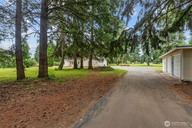 15839 Ordway Drive SE, Yelm, WA 98597