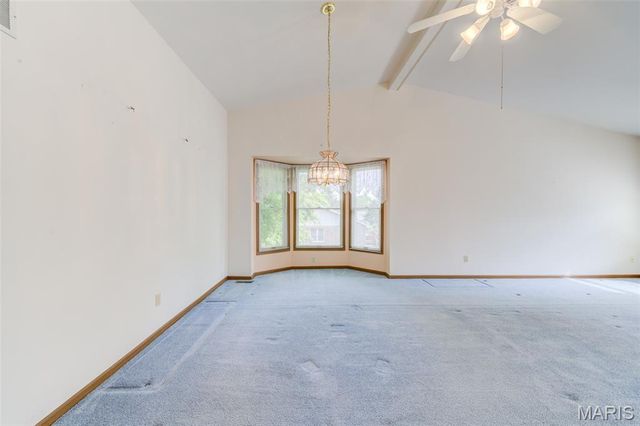 2942 Sylvan Lane, St Charles, MO 63301
