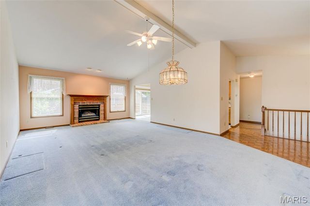 2942 Sylvan Lane, St Charles, MO 63301