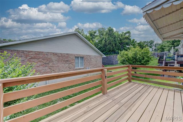 2942 Sylvan Lane, St Charles, MO 63301