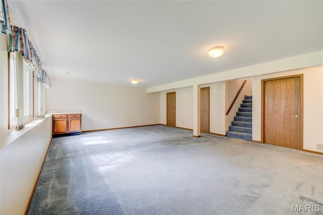 2942 Sylvan Lane, St Charles, MO 63301