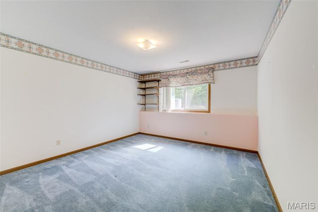 2942 Sylvan Lane, St Charles, MO 63301