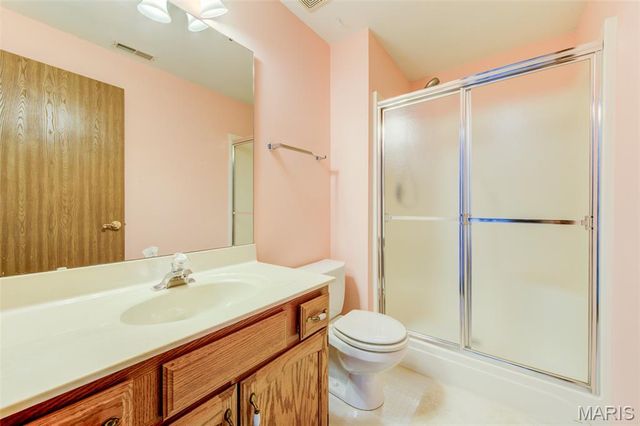 2942 Sylvan Lane, St Charles, MO 63301