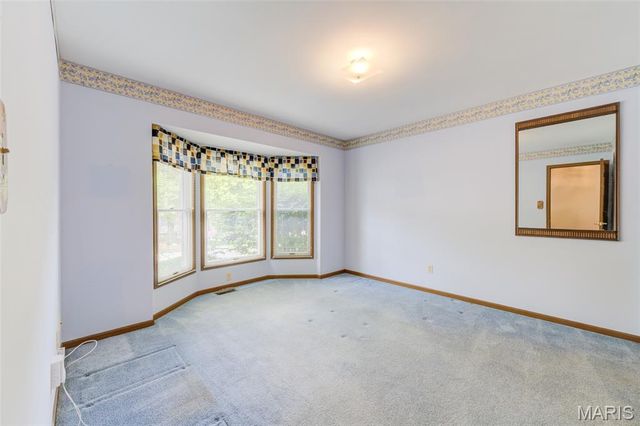 2942 Sylvan Lane, St Charles, MO 63301