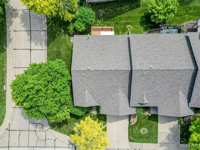 2942 Sylvan Lane, St Charles, MO 63301