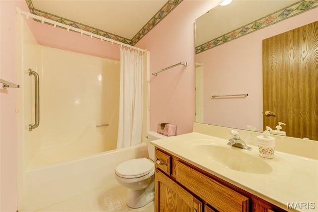 2942 Sylvan Lane, St Charles, MO 63301
