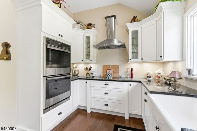 8 Strong Ln, Sandyston Twp., NJ 07827