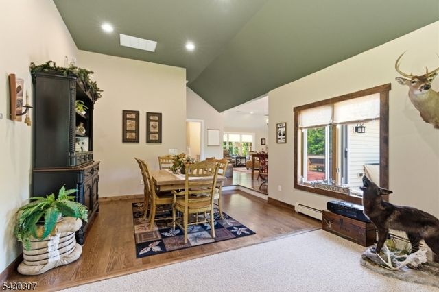 8 Strong Ln, Sandyston Twp., NJ 07827