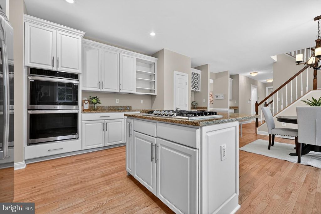 Image 30 of property listing at 9 SEWALL CT, Edgewater, MD 21037