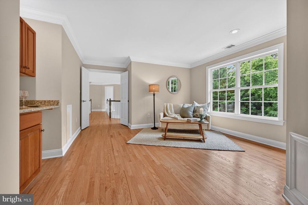 Image 52 of property listing at 9 SEWALL CT, Edgewater, MD 21037