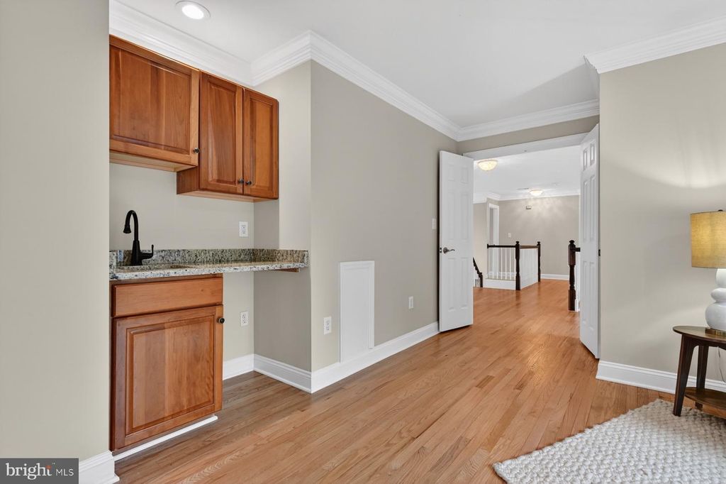 Image 59 of property listing at 9 SEWALL CT, Edgewater, MD 21037