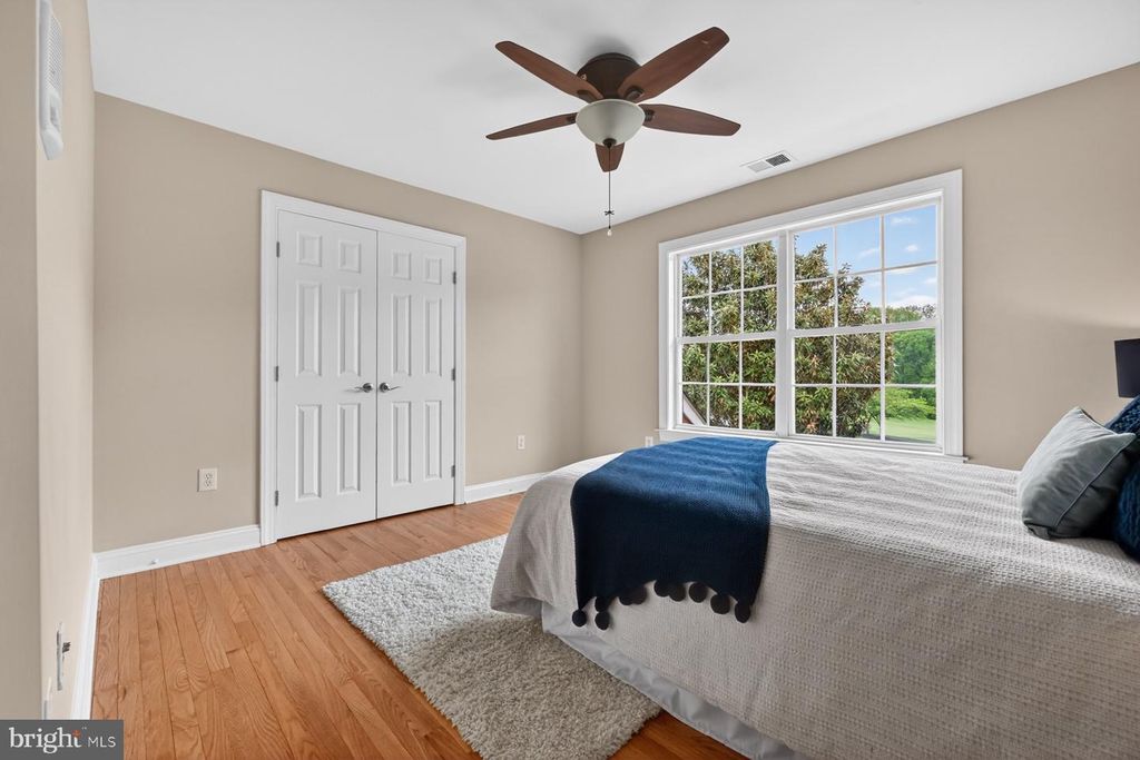 Image 62 of property listing at 9 SEWALL CT, Edgewater, MD 21037