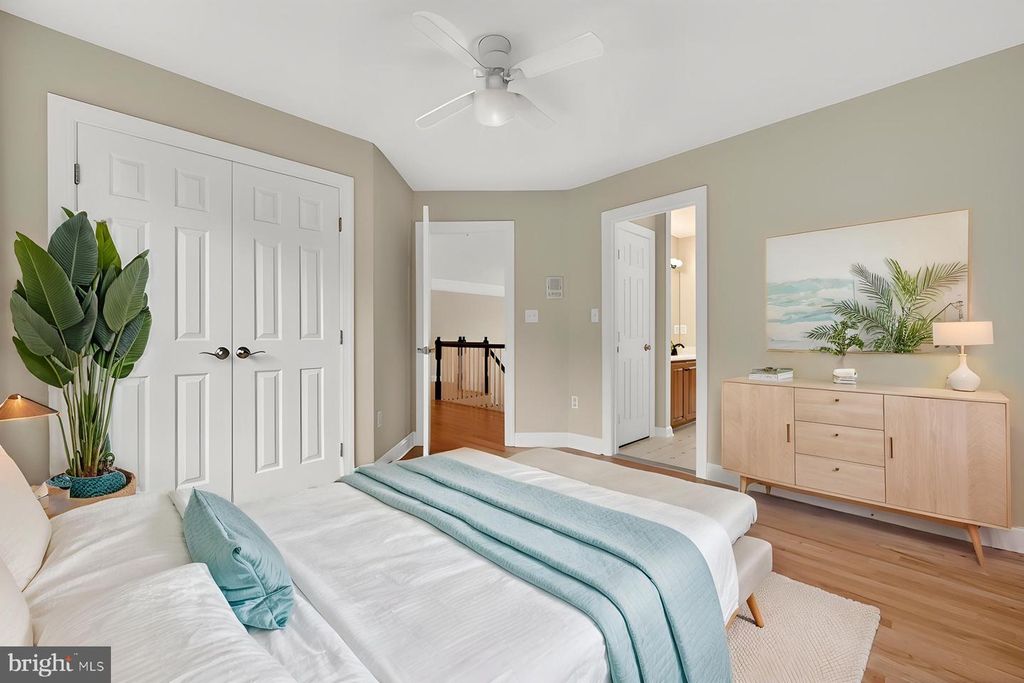 Image 73 of property listing at 9 SEWALL CT, Edgewater, MD 21037