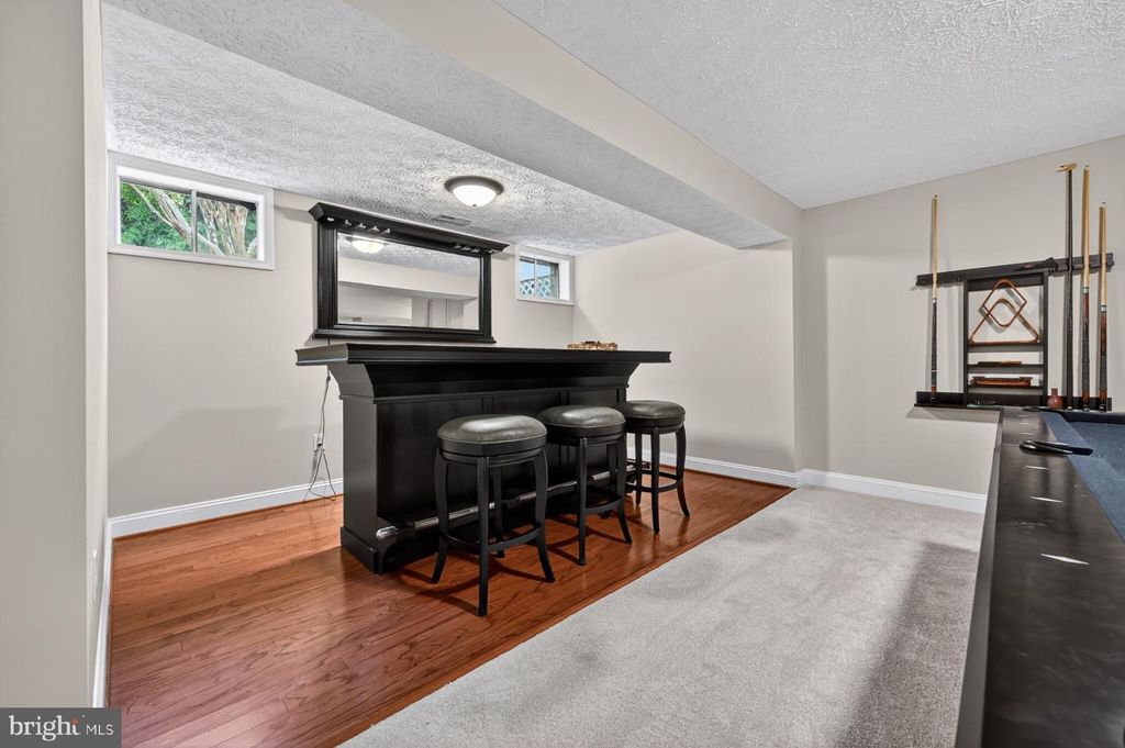 Image 81 of property listing at 9 SEWALL CT, Edgewater, MD 21037