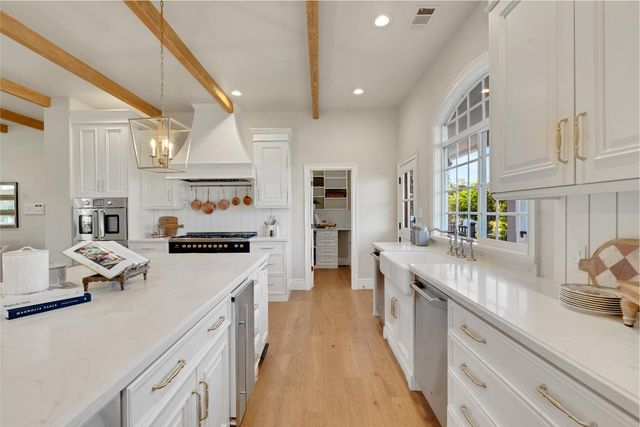2905 Virginiatown Rd, Lincoln, CA 95648
