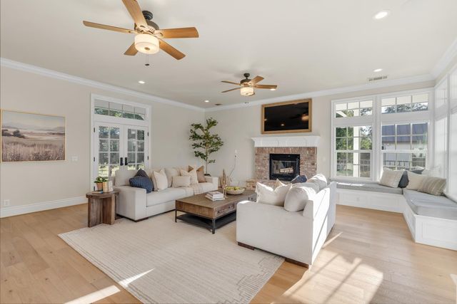 2905 Virginiatown Rd, Lincoln, CA 95648