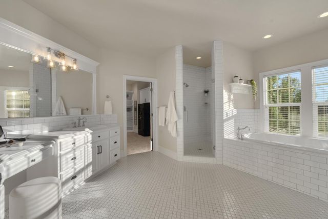 2905 Virginiatown Rd, Lincoln, CA 95648