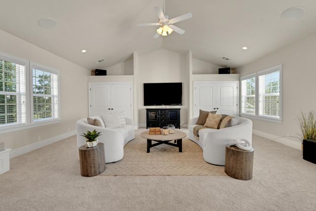 2905 Virginiatown Rd, Lincoln, CA 95648