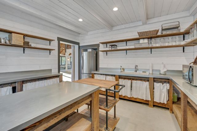 2905 Virginiatown Rd, Lincoln, CA 95648