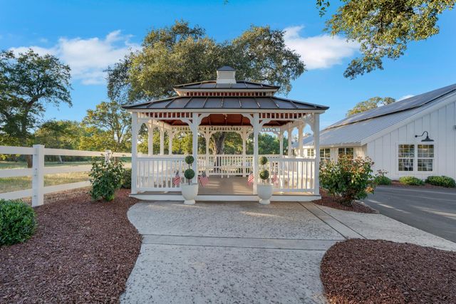 2905 Virginiatown Rd, Lincoln, CA 95648