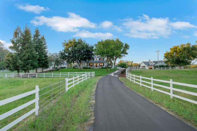 2905 Virginiatown Rd, Lincoln, CA 95648