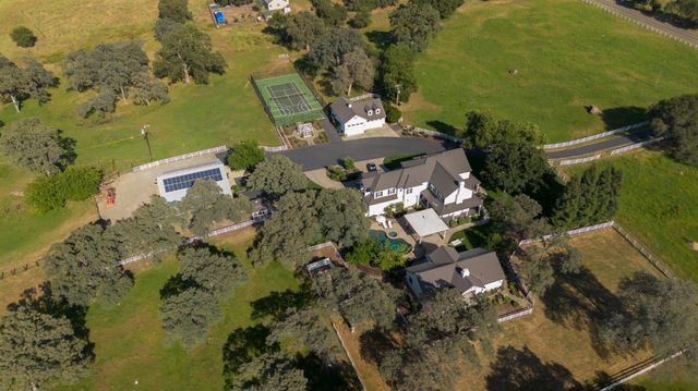 2905 Virginiatown Rd, Lincoln, CA 95648
