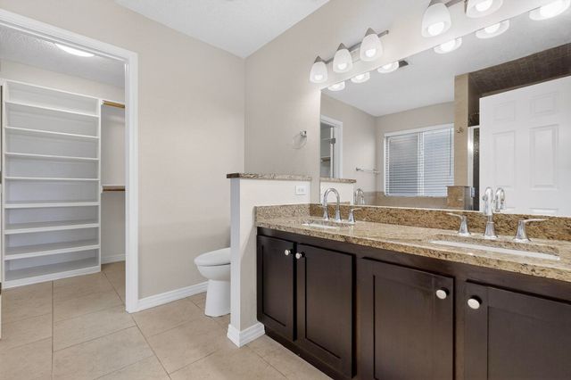 10216 TEAL Road SW, Albuquerque, NM 87121