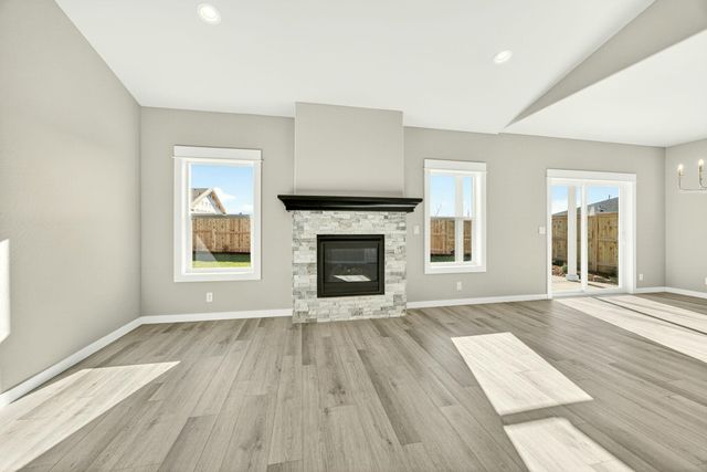 3758 Carlin Drive, Medford, OR 97504