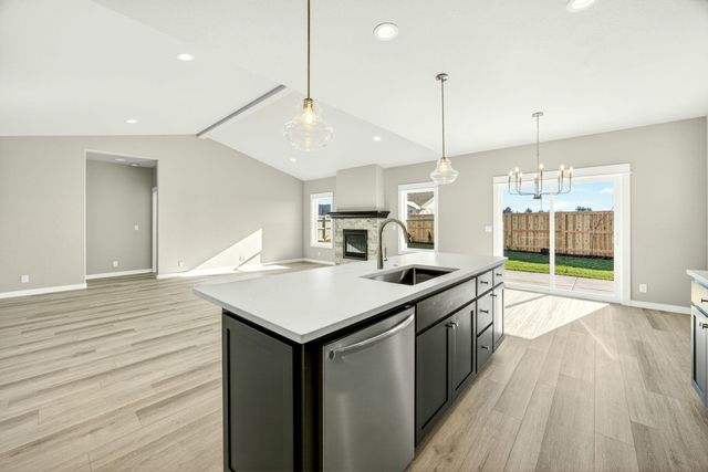 3758 Carlin Drive, Medford, OR 97504